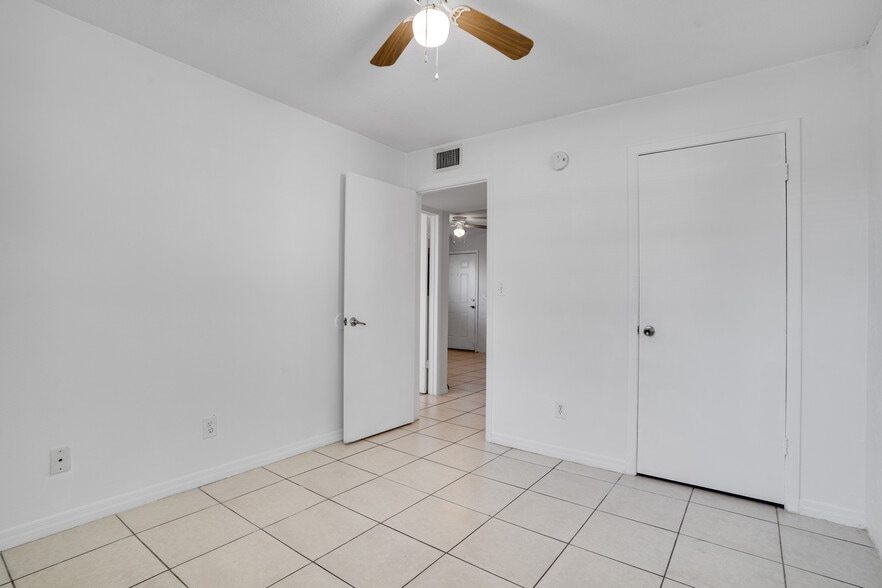 More Photos Of , Fort Myers Multifamily For Sale
