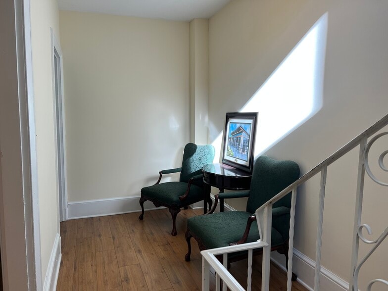 More Photos Of 528 Swede St, Norristown Office For Sale