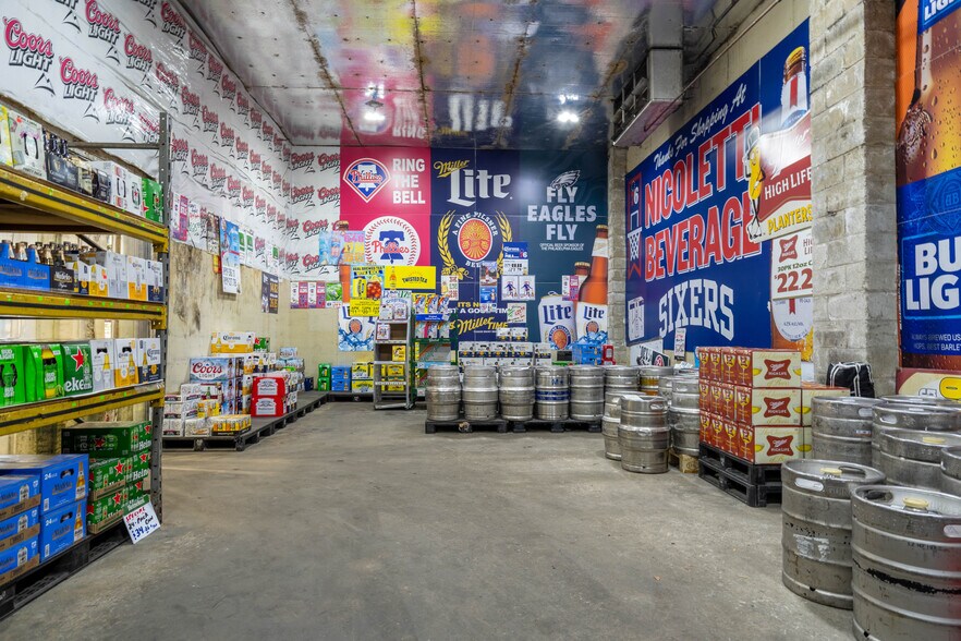 More Photos Of 7040 State Rd, Philadelphia Warehouse For Sale