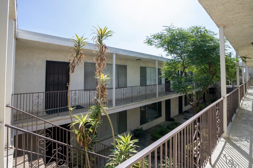 More Photos Of 12756 Venice Blvd, Los Angeles Apartments For Sale