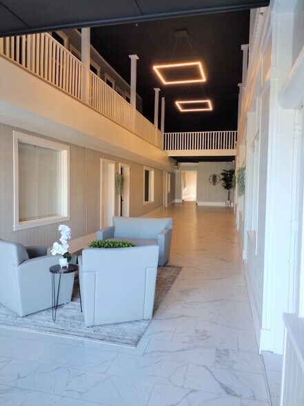 More Photos Of 152-158 N Water Ave, Gallatin Office For Lease