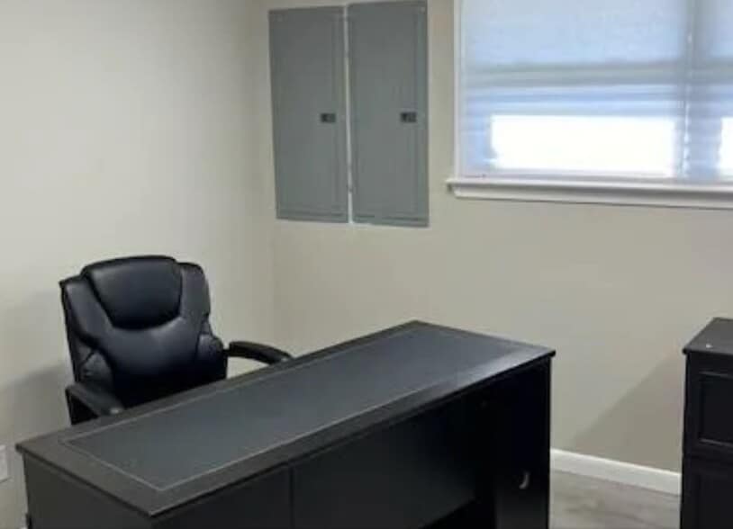More Photos Of 5311 E Sr-22, Panama City Daycare Center For Lease