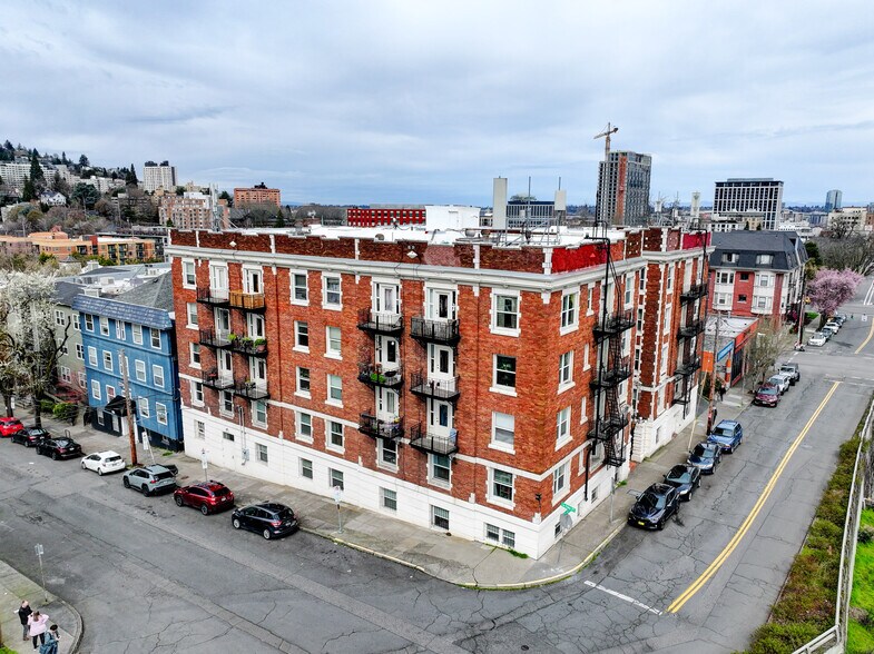 More Photos Of 1429 SW 14th Ave, Portland Apartments For Sale