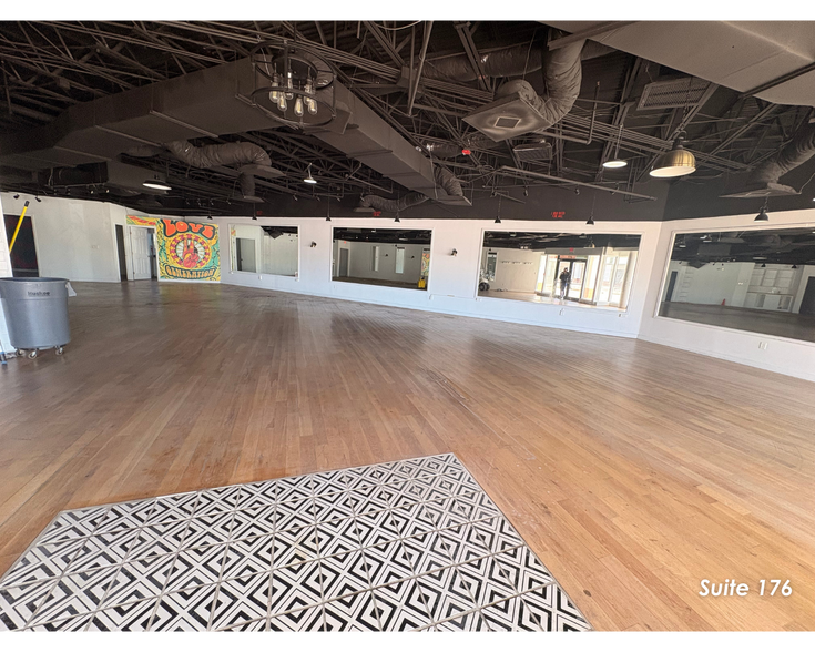 More Photos Of 120 International Pky, Lake Mary Unknown For Lease