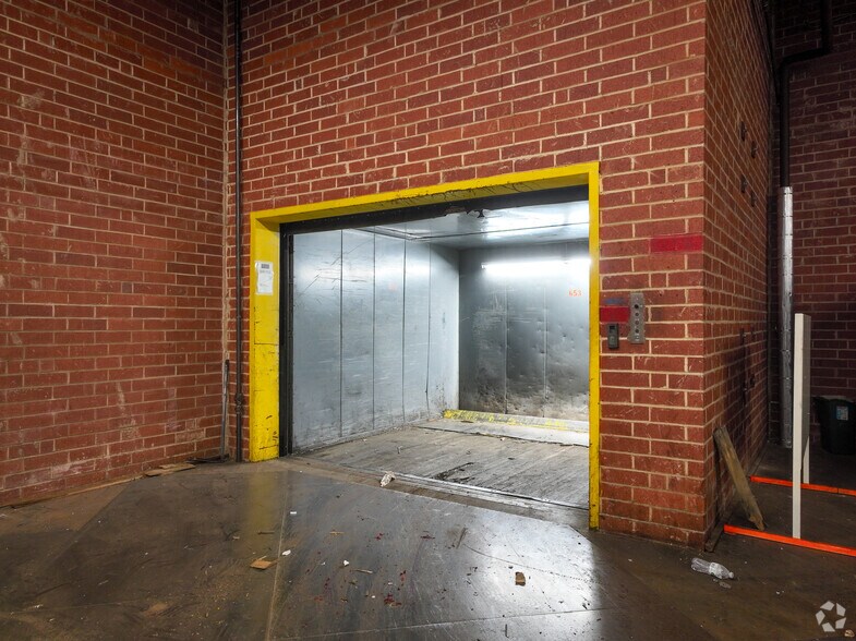 More Photos Of 315 Elizabeth St NW, Lenoir Manufacturing For Lease