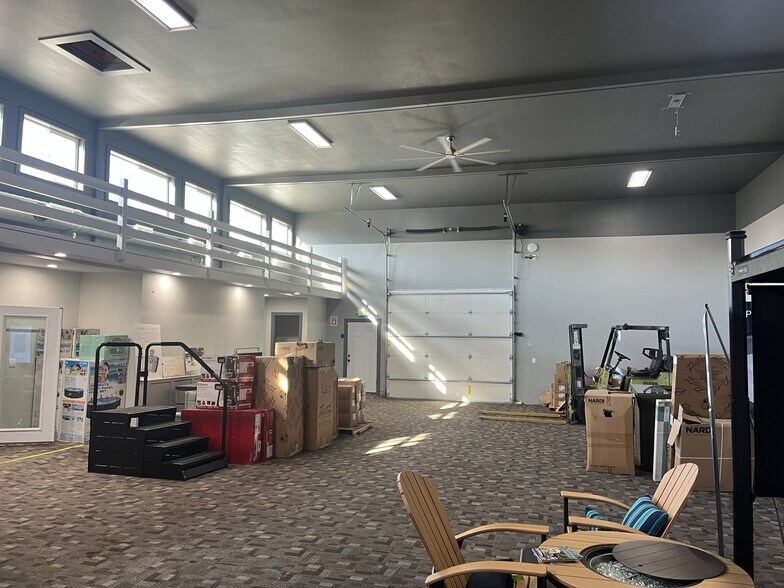More Photos Of 201 N Fruitland St, Kennewick Industrial For Sale