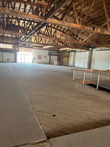 More Photos Of 137 W Main St, Mesa Storefront For Lease