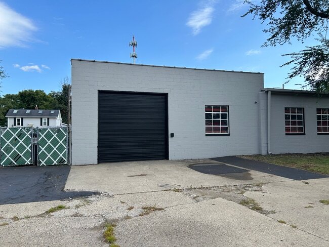 More Photos Of 535 E Dixie Dr, Dayton Warehouse For Sale