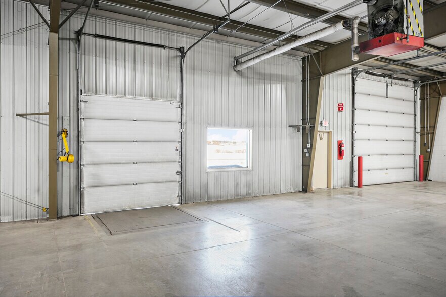 More Photos Of 4811 Curtis Rd, Dodgeville Warehouse For Sale