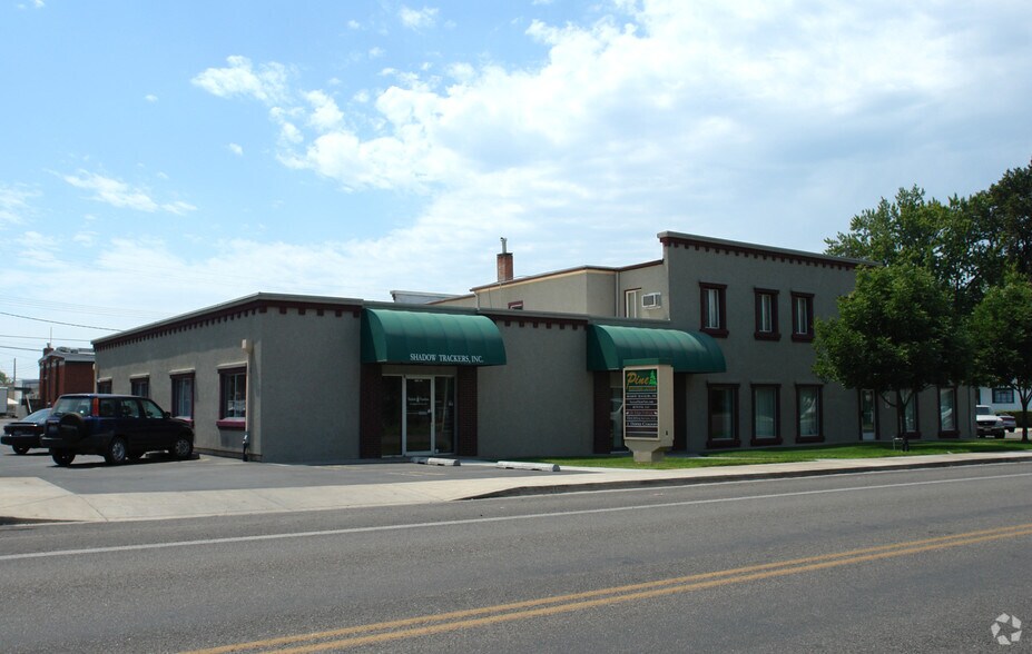 Primary Photo Of 211-217 E Pine Ave, Meridian Office For Lease