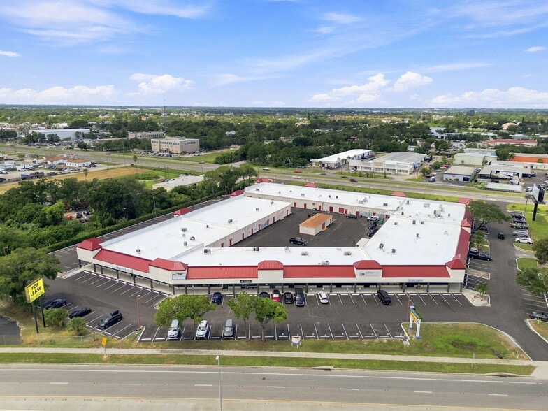 More Photos Of 14100 US Highway 19 N, Clearwater Unknown For Lease