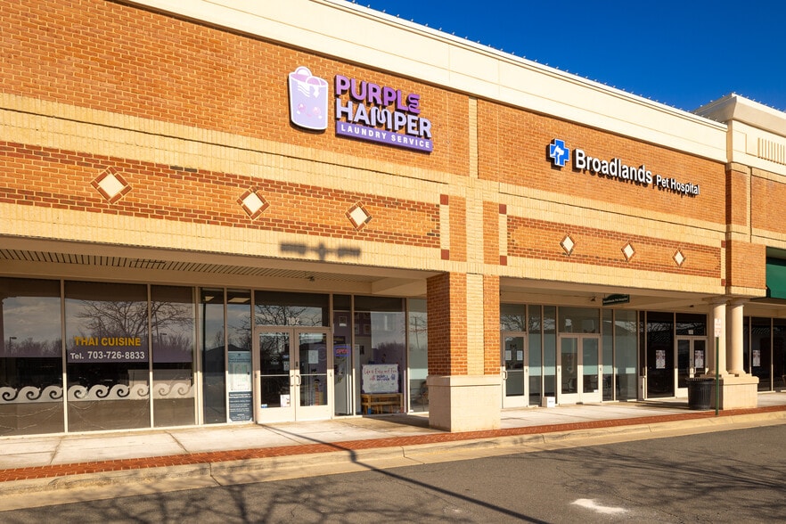 More Photos Of 43150 Broadlands Center, Ashburn Unknown For Lease