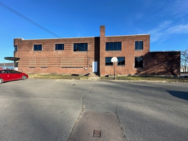 More Photos Of 750 Edison Ave, Sunbury Warehouse For Sale
