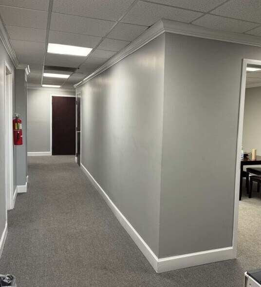 More Photos Of 3720 4th Ave S, Birmingham Medical For Lease