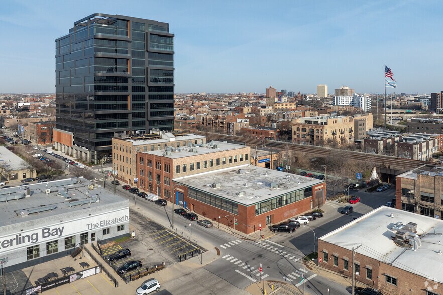 More Photos Of 1044-1048 W Kinzie St, Chicago Office For Lease