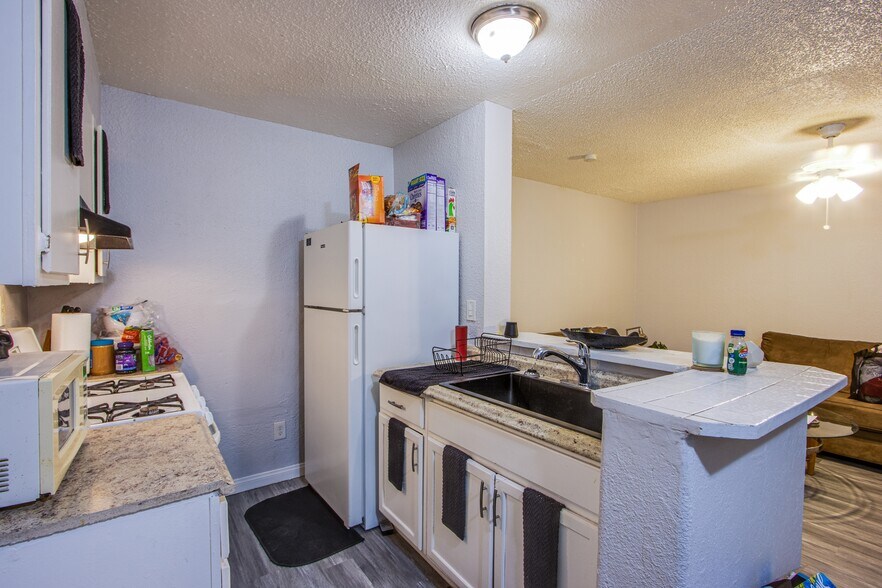 More Photos Of 612 W Washington Ave, Las Vegas Multifamily For Sale