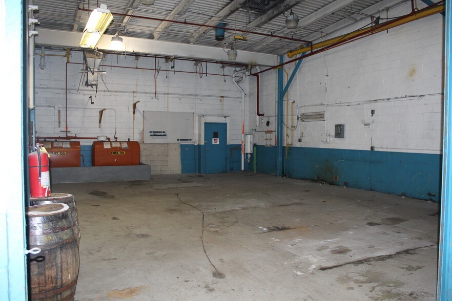 More Photos Of 700 Nepperhan Ave, Yonkers Warehouse For Sale