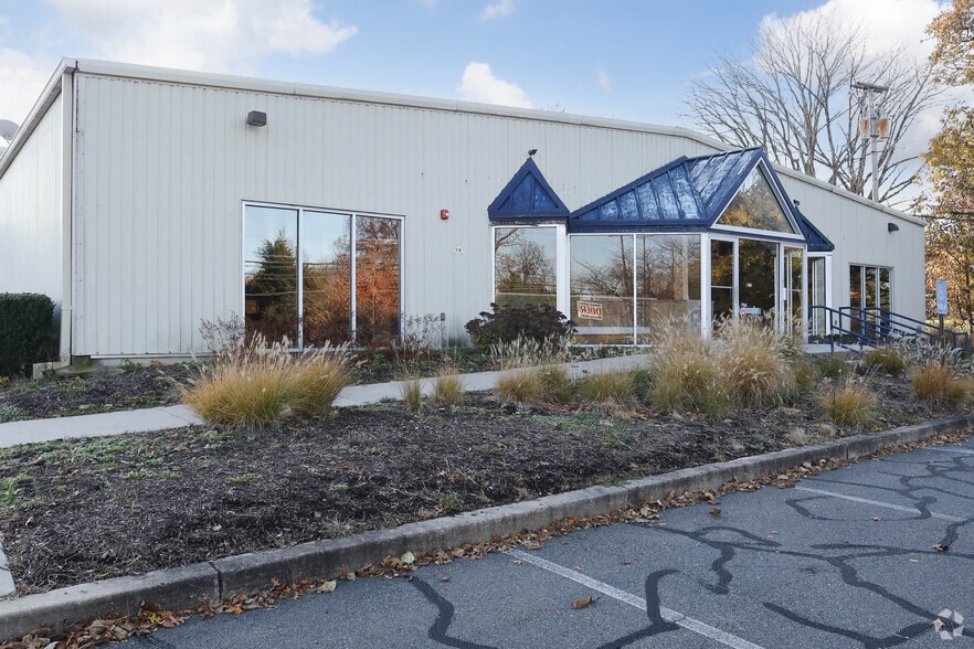 Primary Photo Of 404 Route 31, Lambertville Showroom For Lease