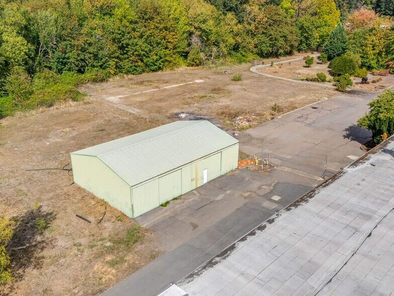More Photos Of 16700 S Highway 99W, Amity Distribution For Sale