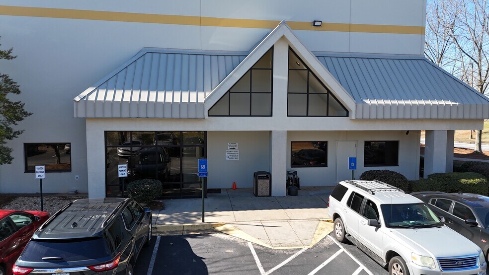 More Photos Of 90 King Mill Rd, McDonough Warehouse For Lease