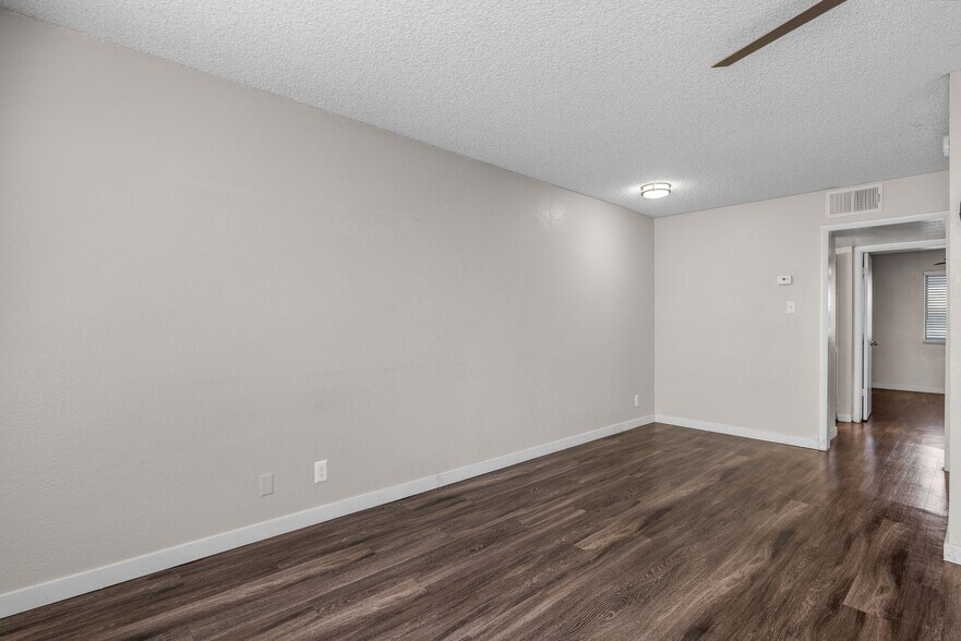 More Photos Of 1045 S San Jose St, Mesa Apartments For Sale