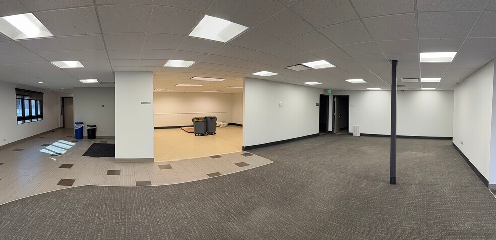 More Photos Of 5926 McIntyre St, Golden Office For Sale