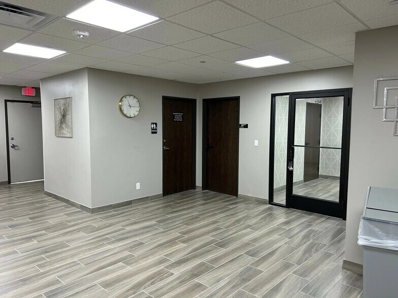 More Photos Of 900-950 N Porter Ave, Norman Medical For Lease