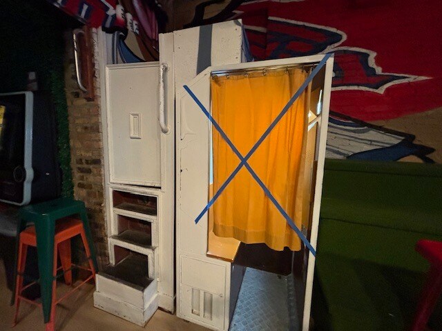More Photos Of 3477 N Clark St, Chicago Bar For Lease