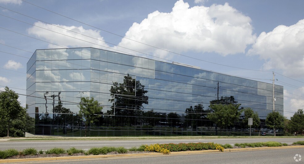 More Photos Of 12443 Olive Blvd, Creve Coeur Office For Lease