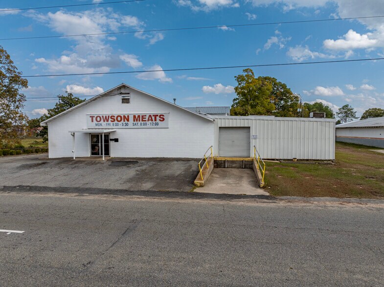 Primary Photo Of 301 Ridge Ave S, Tifton Specialty For Sale