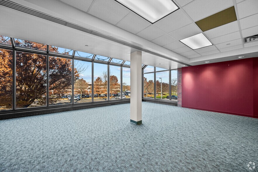 More Photos Of 1100 Berkshire Blvd, Wyomissing Medical For Lease