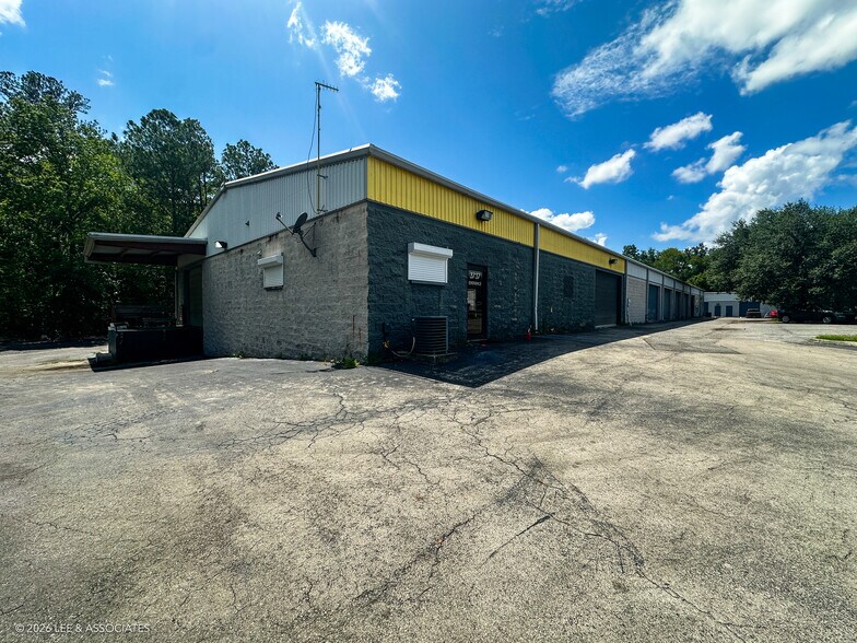 More Photos Of 3737 SW 42nd Ave, Gainesville Warehouse For Lease