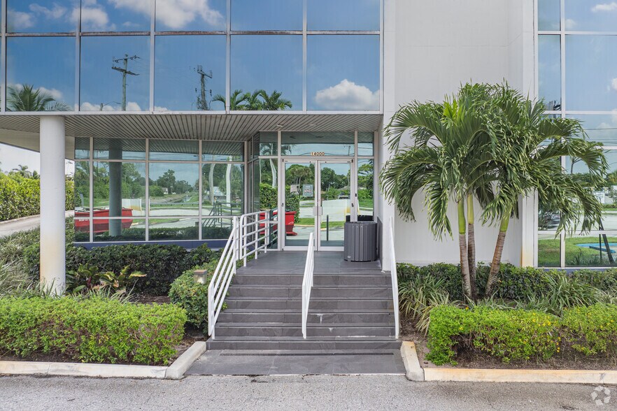 More Photos Of 14000 S Military Trl, Delray Beach Medical For Lease