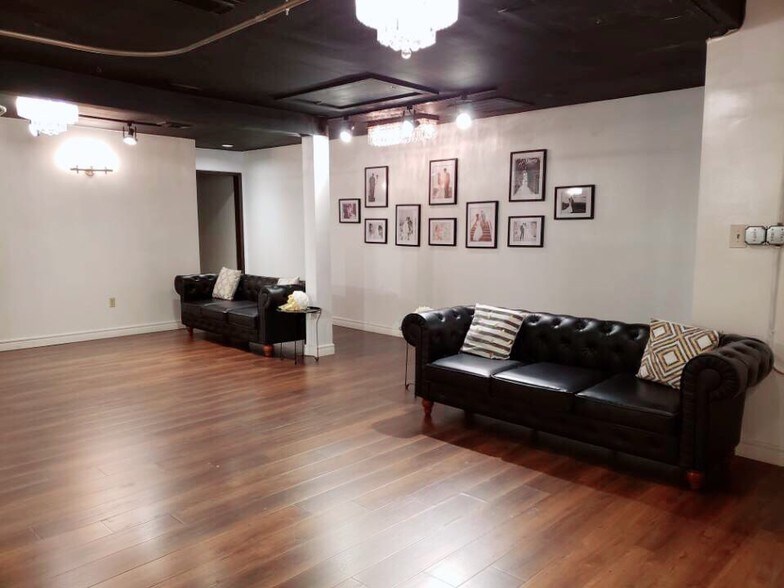 Primary Photo Of 3616 Washington Ave, Houston Coworking Space