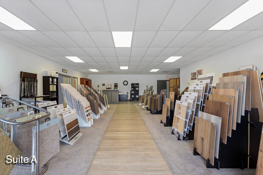 More Photos Of 19275 125 Hwy, Fairland General Retail For Sale