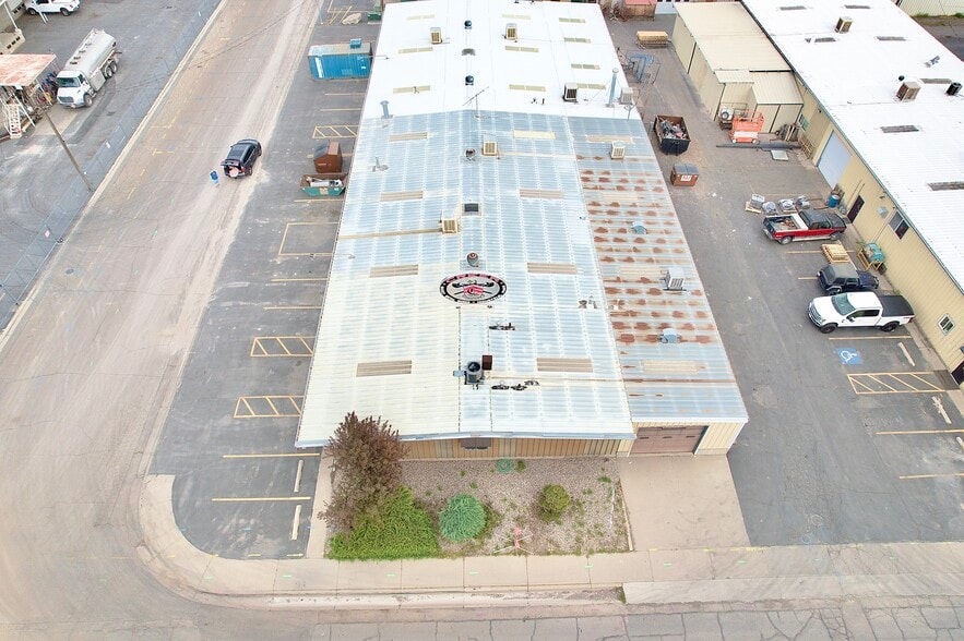 More Photos Of 709-711 S University Ave, Provo Service For Sale