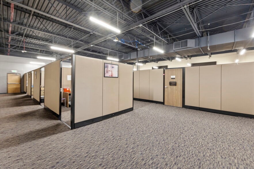 More Photos Of 6436 S Hwy 85-87, Colorado Springs General Retail For Sale