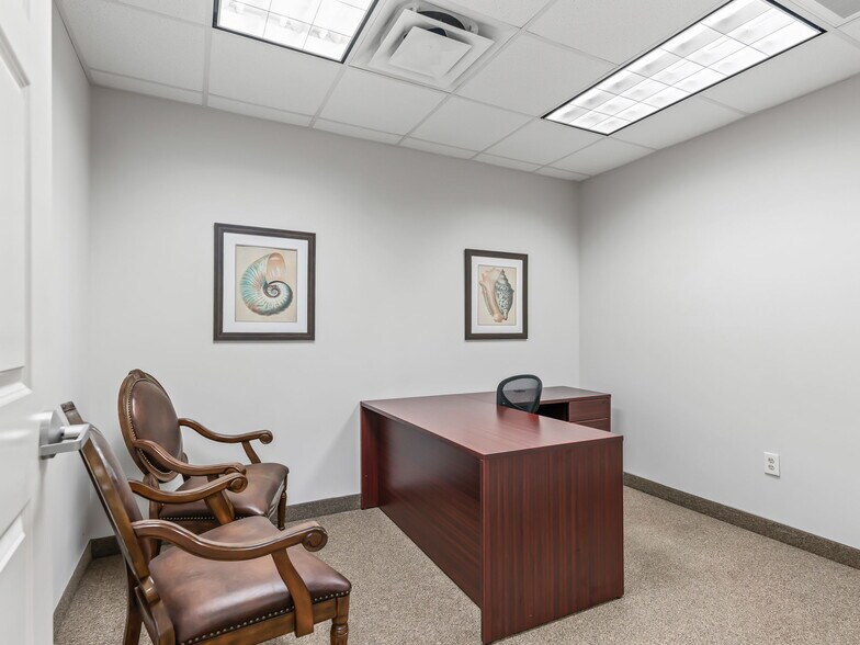 More Photos Of 1910 SW 18th Ct, Ocala Coworking Space