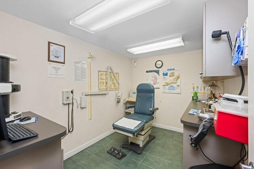 More Photos Of 248 Avenue P, Brooklyn Office Residential For Sale