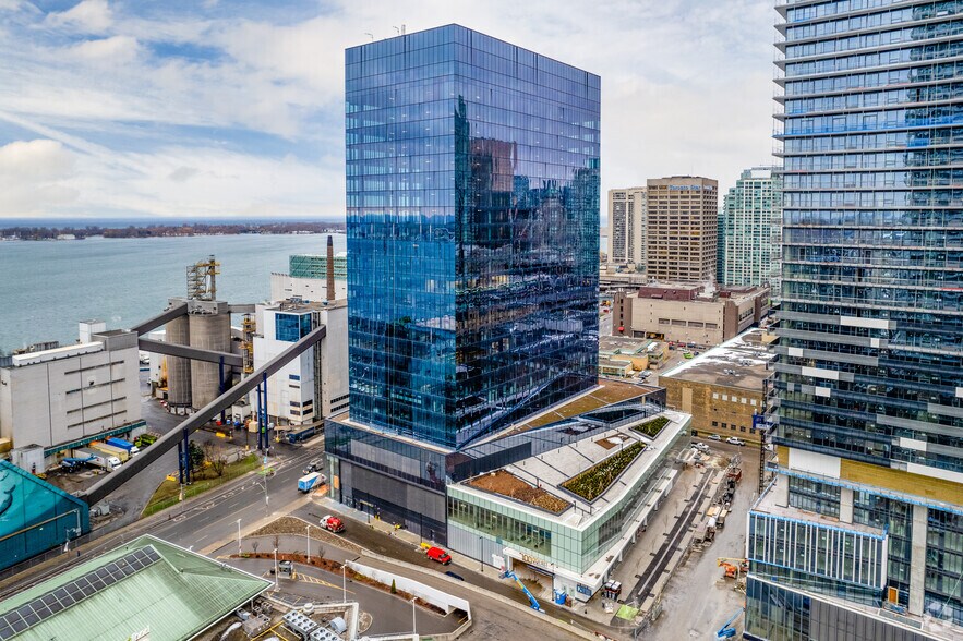 More Photos Of 100 Queens Quay E, Toronto Office Residential For Lease