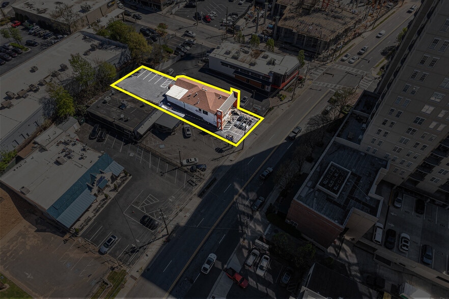 More Photos Of 324 E Paces Ferry Rd NE, Atlanta Storefront Retail Office For Sale