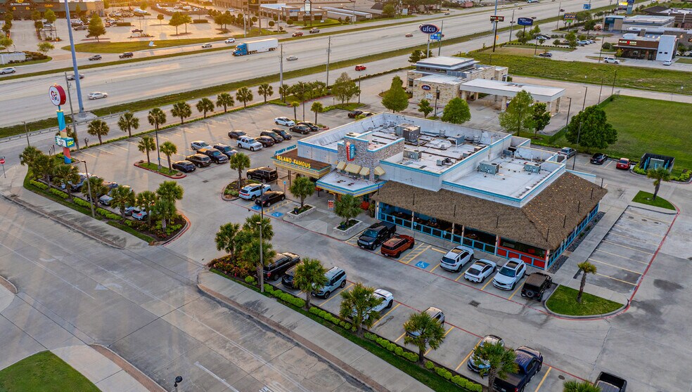 More Photos Of 2502 Gulf Fwy S, League City Restaurant For Sale