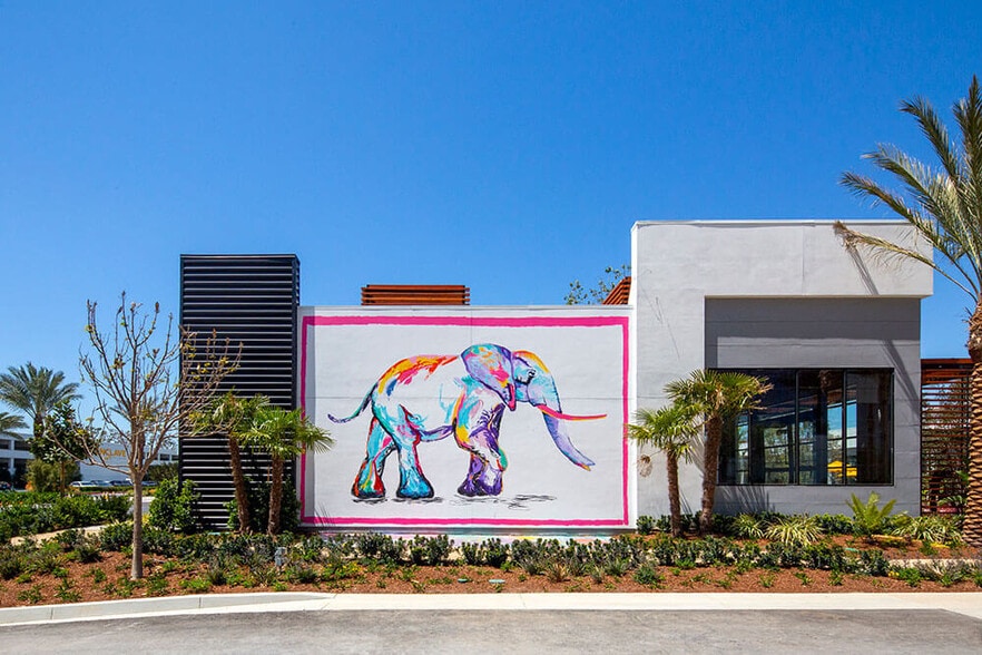 More Photos Of 980 W 190th St, Torrance Unknown For Lease