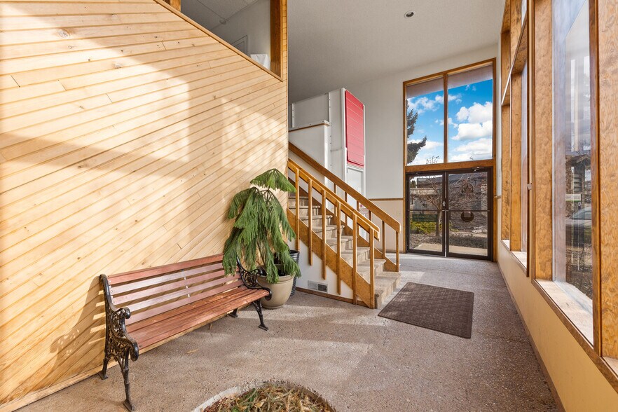 More Photos Of 1297 Burns Way, Kalispell Medical For Sale