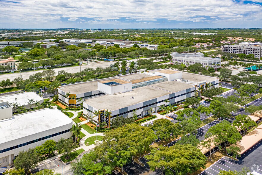 More Photos Of 901 Yamato Rd, Boca Raton Loft Creative Space For Lease