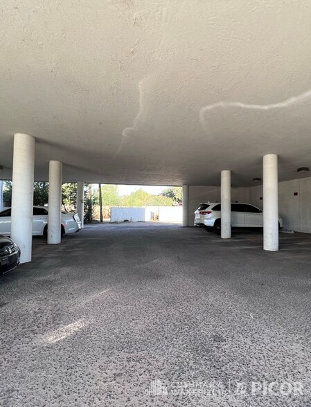 More Photos Of 2819 E Broadway Blvd, Tucson Office Residential For Sale