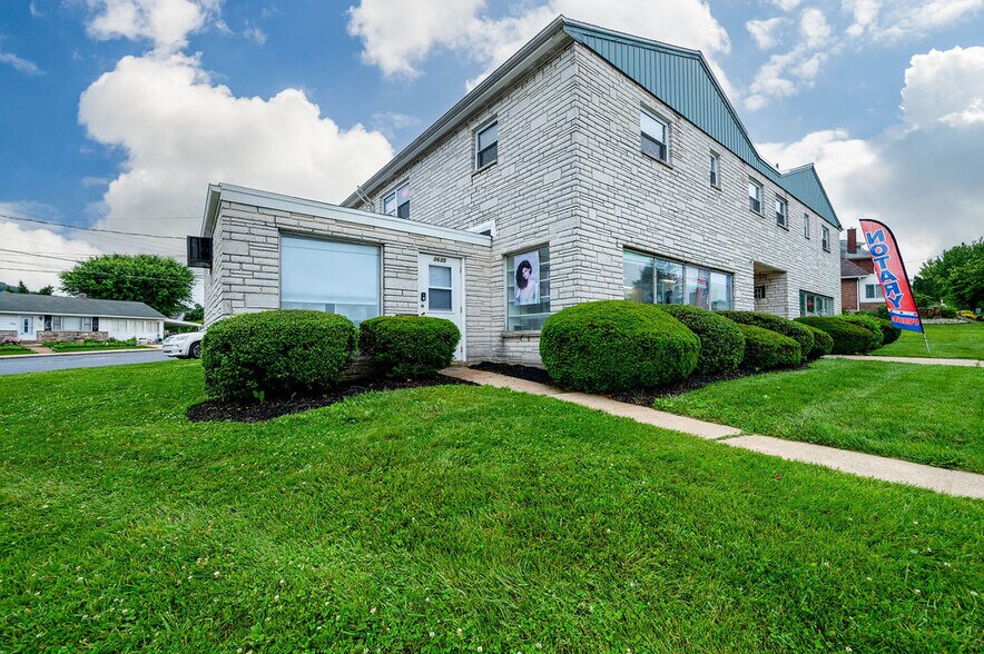 More Photos Of 3631 Kutztown Rd, Temple Storefront Retail Residential For Lease