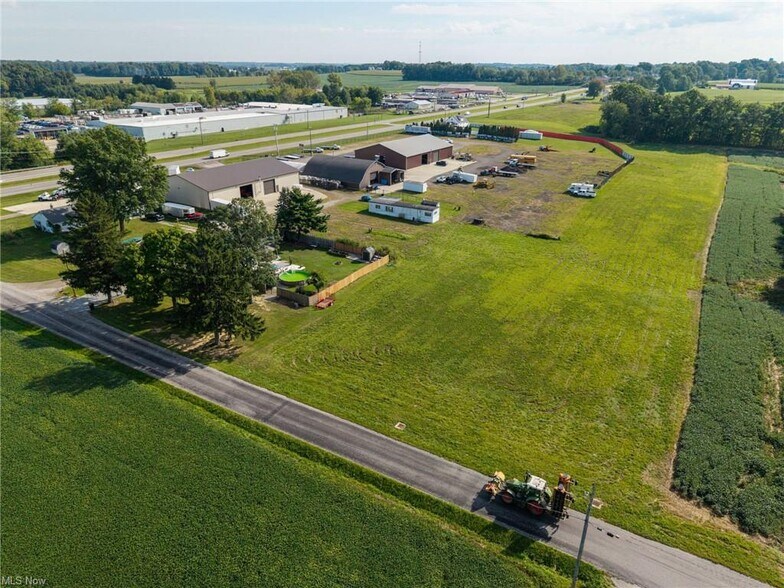More Photos Of 62 Kurzen N rd, Dalton Multifamily For Sale