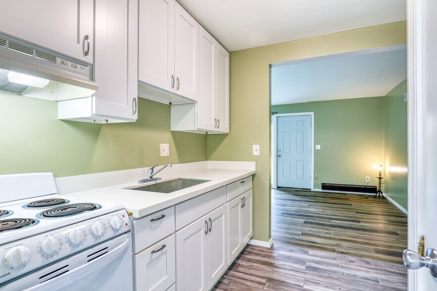 More Photos Of 720 Washington Ave N, Kent Apartments For Sale