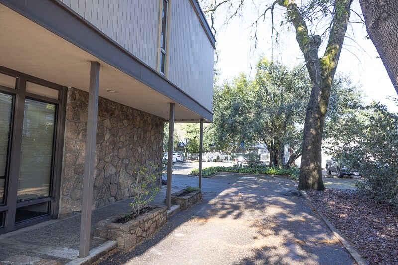 More Photos Of 717 College Ave, Santa Rosa Office For Sale